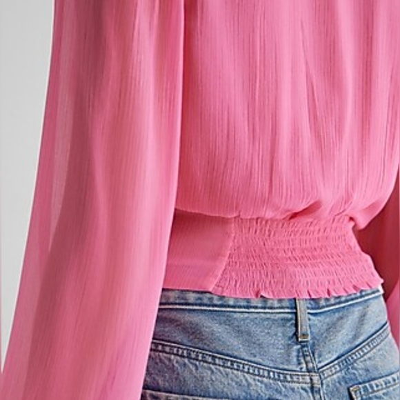 NWOT Express V-Neck Long Sleeve Faux Wrap Pleated Back Tie Waist Top, Pink, XS - Picture 4 of 9